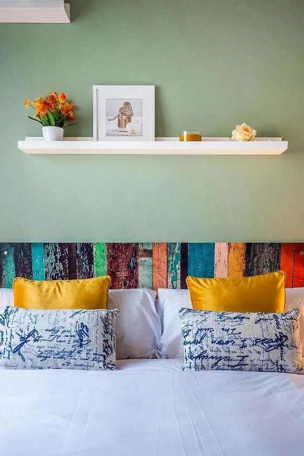 Slava Luxury Suite 세비야 0*,