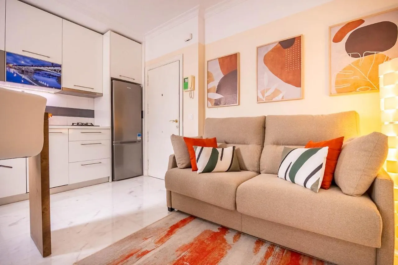 Slava Luxury Suite 세비야 0*,  스페인